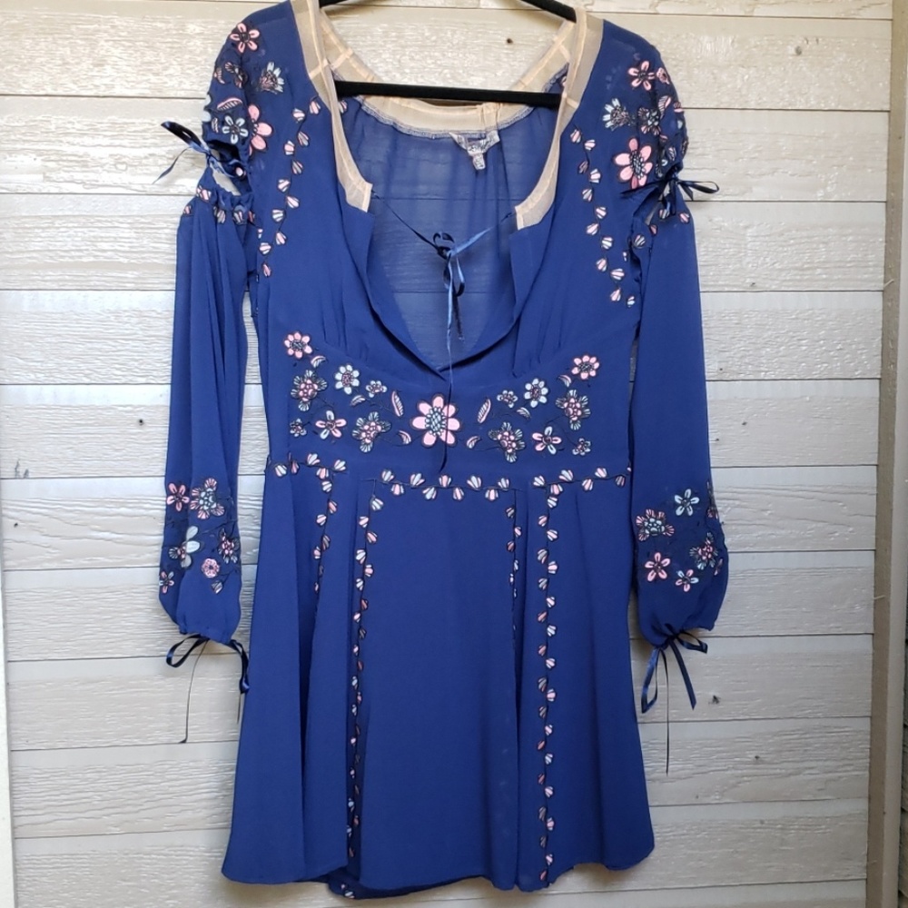 Chiffon blue floral cutout dress